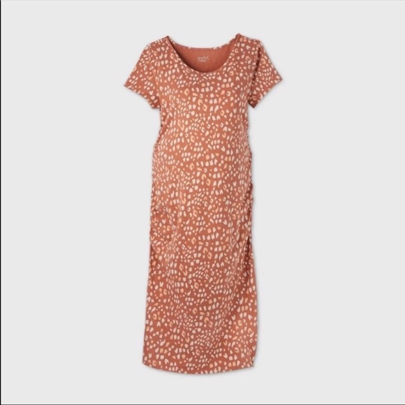 [INGRID & ISABEL] MATERNITY LEOPARD DRESS - Picture 2 of 3